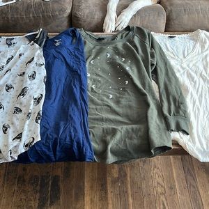 Lot of 4 Torrid tops size 2